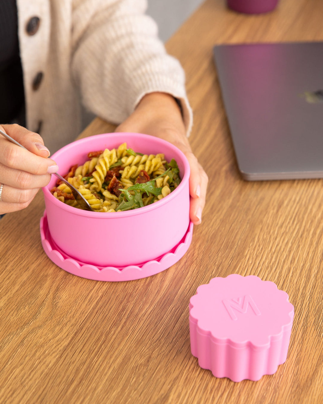 MontiiCo Silicone Scallop Tub - Floss