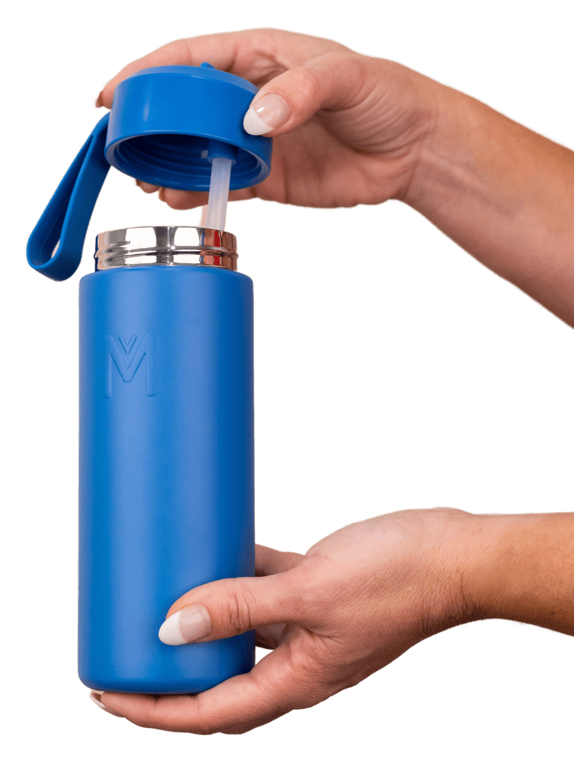 How to Clean Your Drink Bottle Properly (and How Often You Should) - MontiiCo