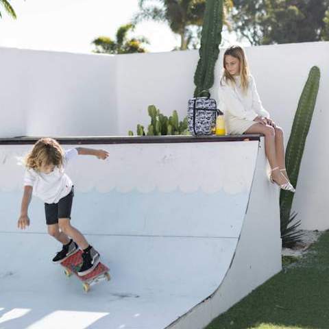 How to Nail Your Next Product Photoshoot! - MontiiCo