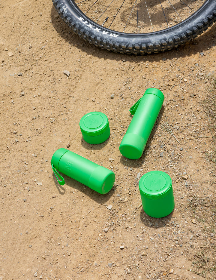 MontiiCo 700ml Fusion Drink Bottle Sipper - Apple