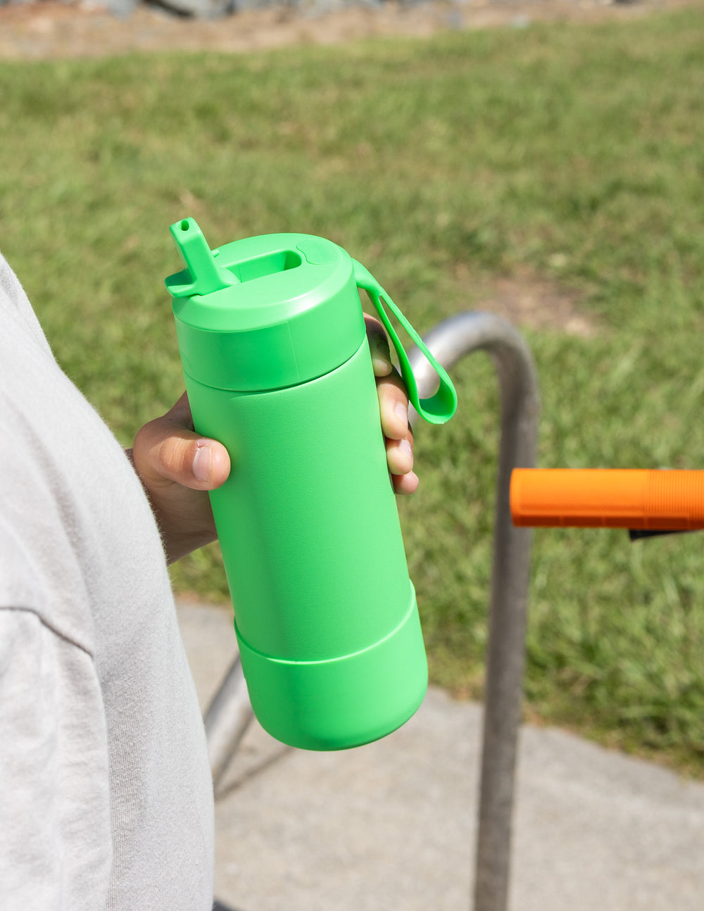 MontiiCo 475ml Fusion Drink Bottle Sipper - Apple