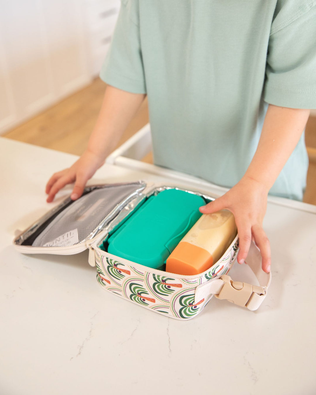 FREE Gift with Purchase - Mini Lunch Bag