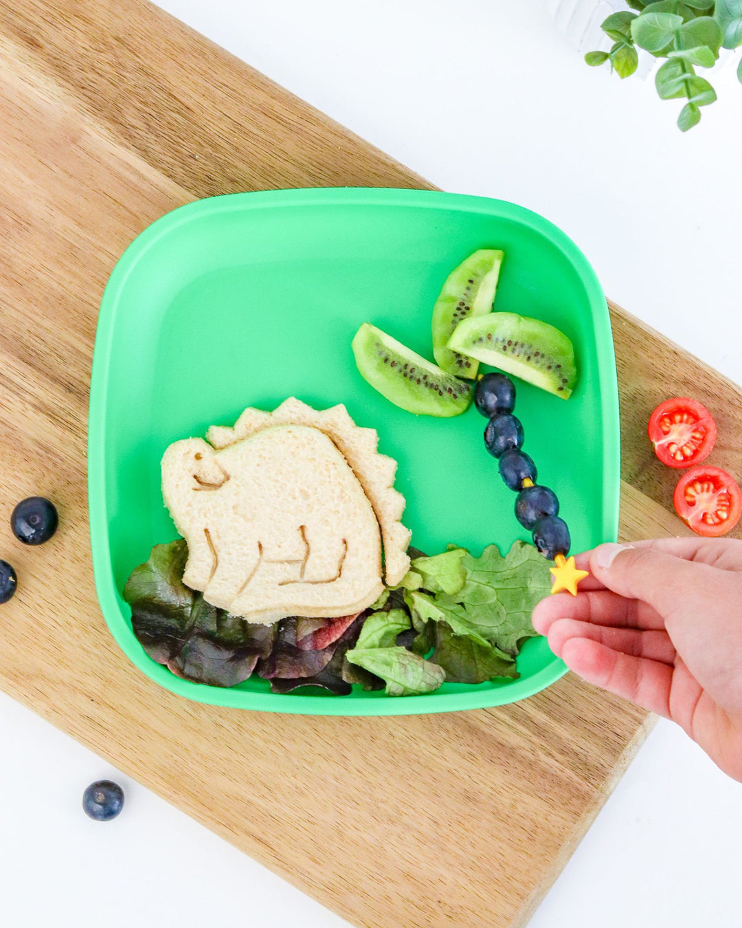 Lunch Punch Sandwich Cutters - Dinosaurs