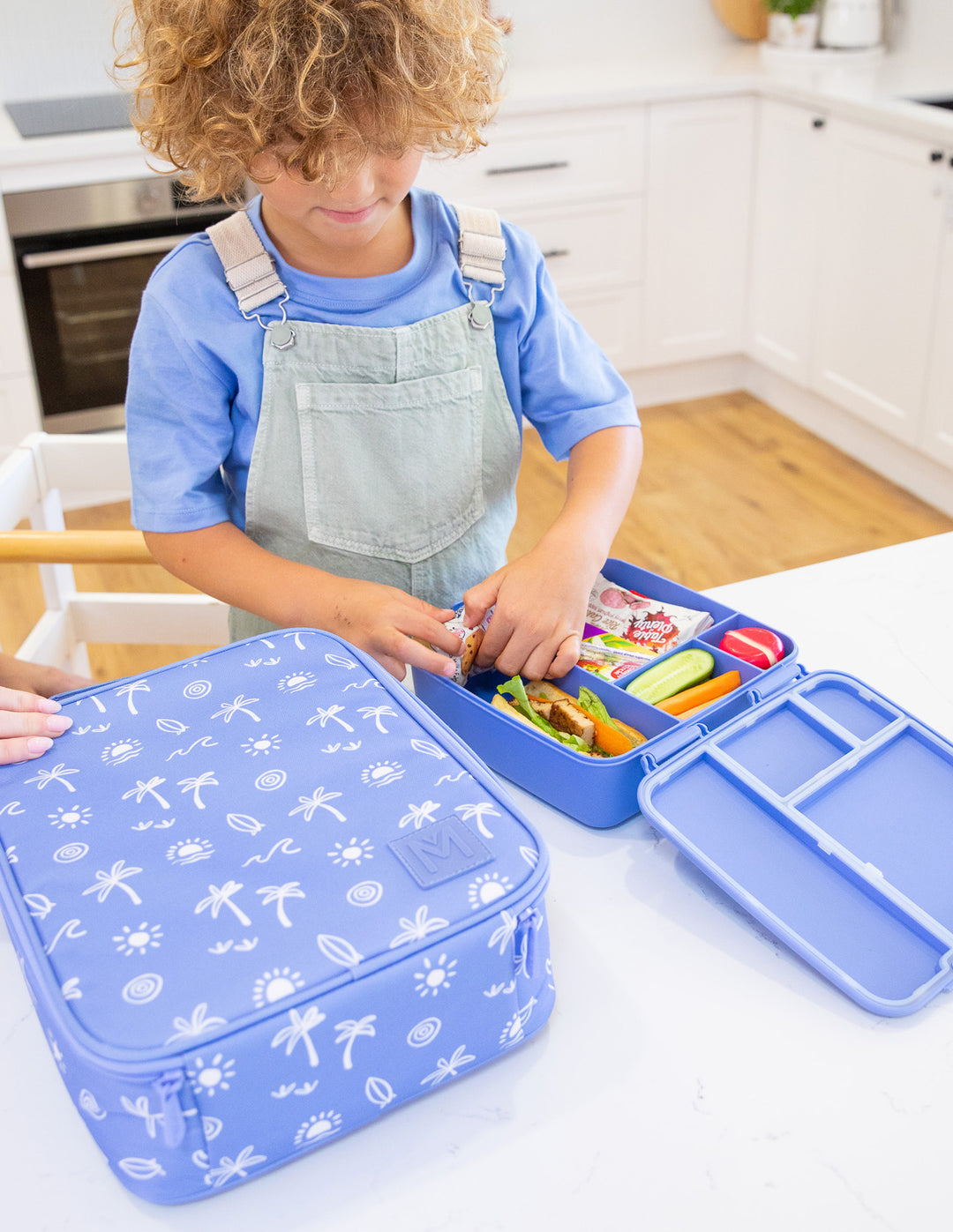 MontiiCo Swaggies Collab Large Insulated Lunch Bag - Tide Break