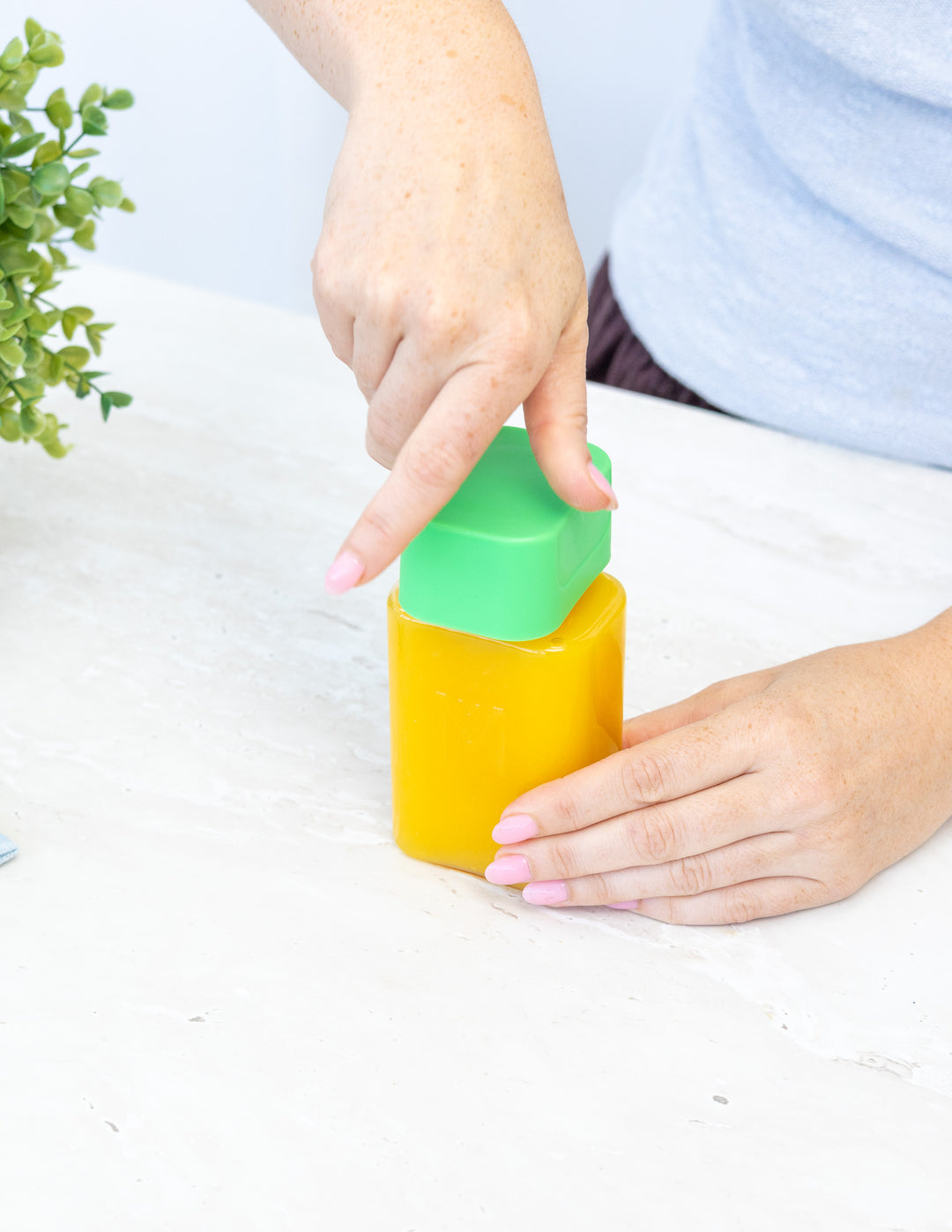 MontiiCo Bento Bottle - Apple