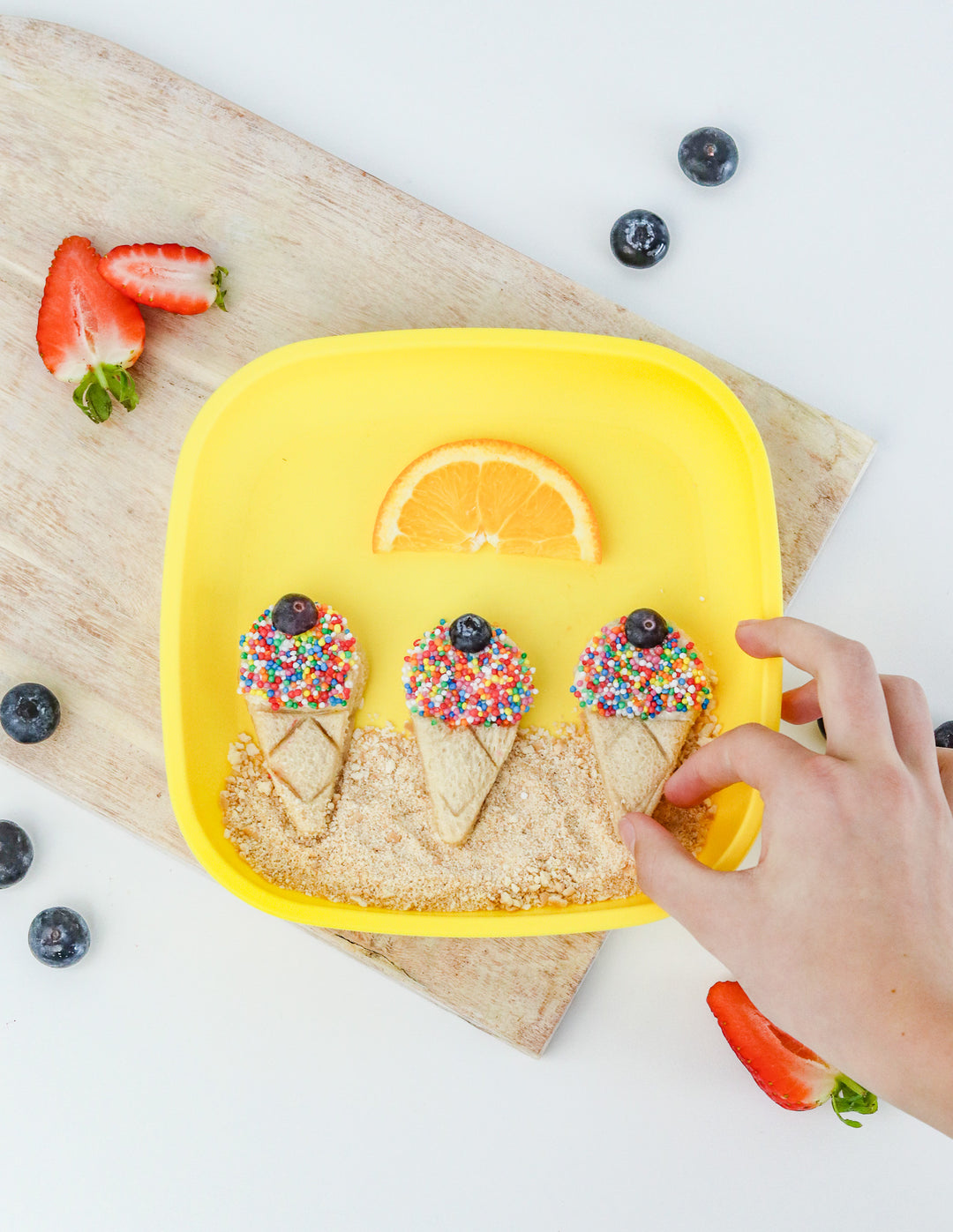 Lunch Punch Sweet Treats Sandwich Cutter Set