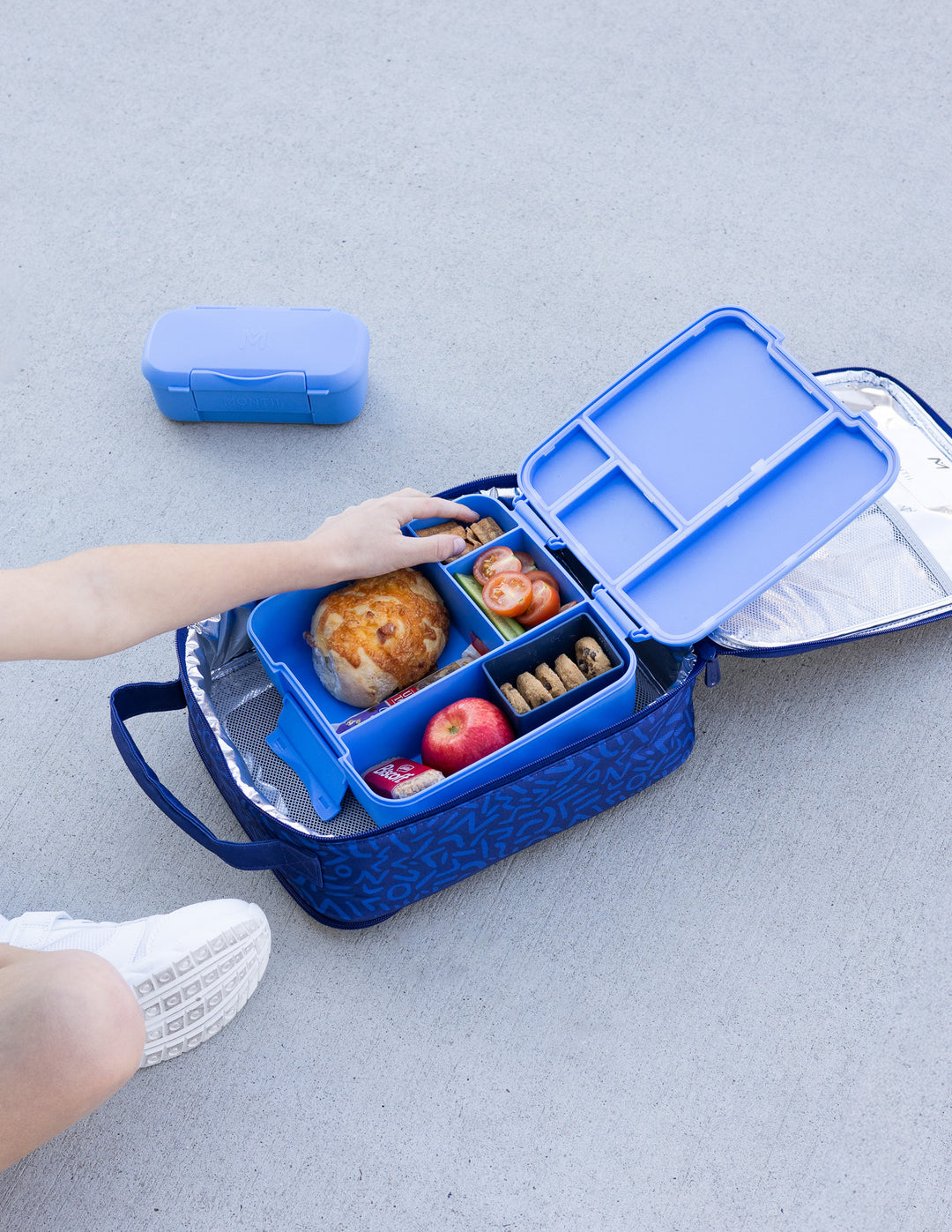 MontiiCo Large Insulated Lunch Bag - Shapeshifter