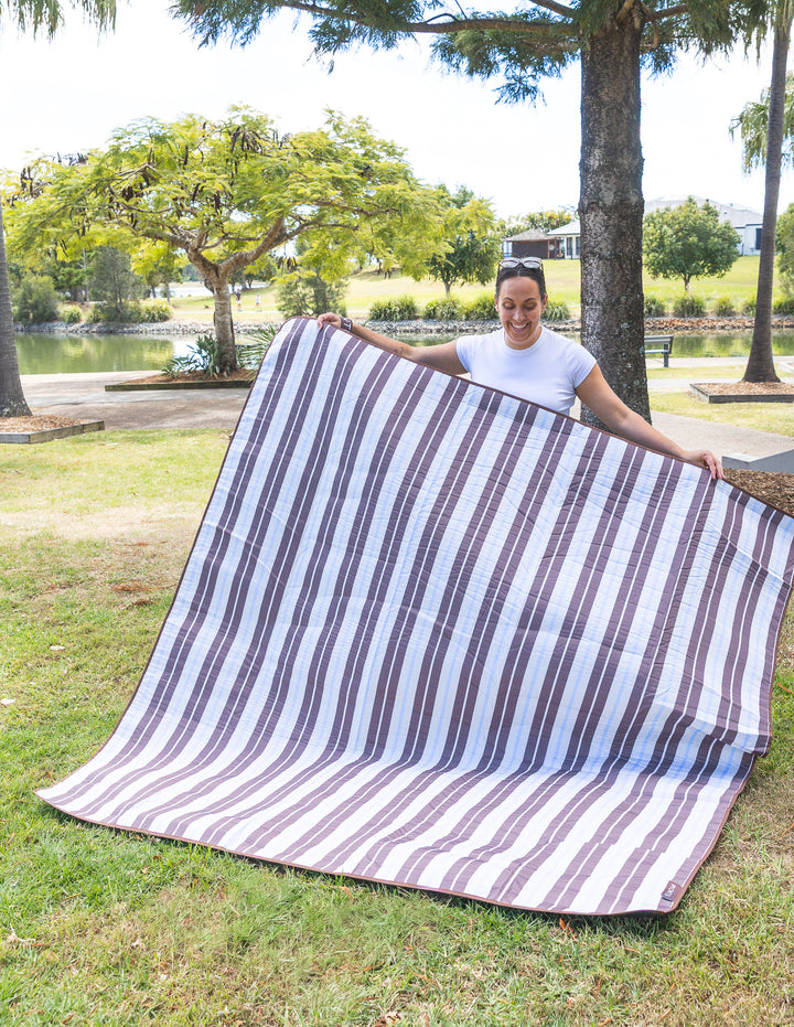 MontiiCo Sip & Sunshine Bundle - Latte Stripe
