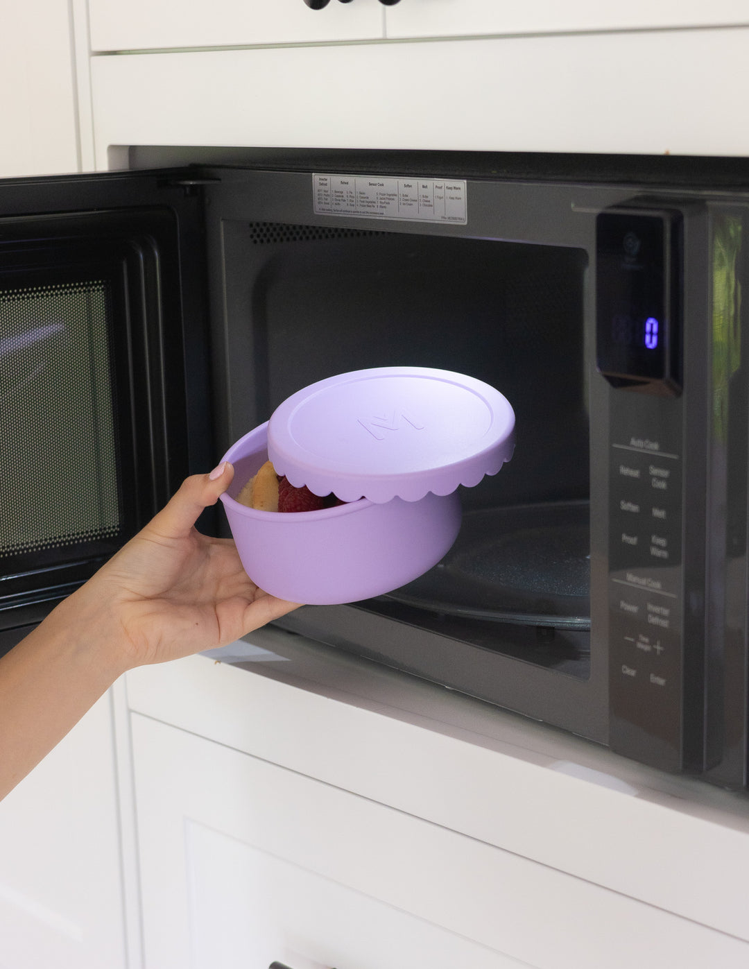 MontiiCo Silicone Scallop Bowl - Lilac