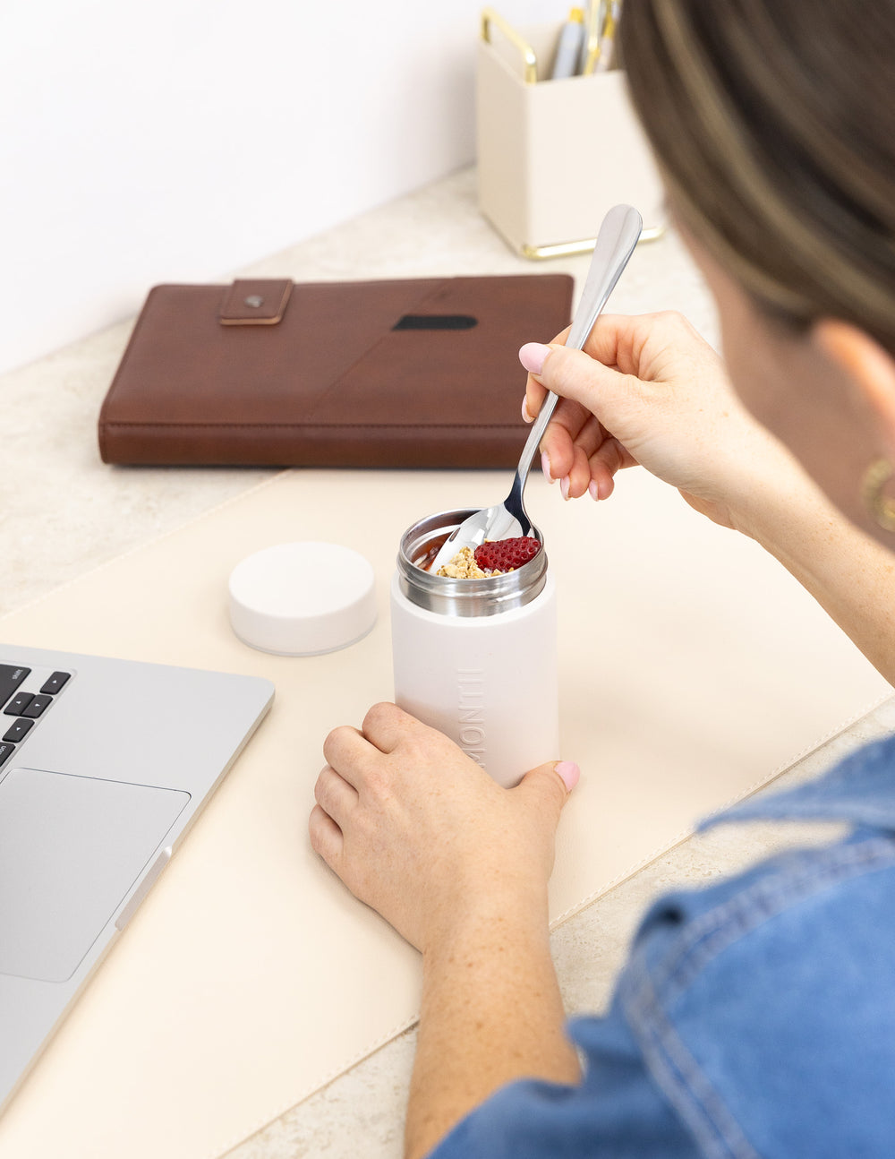 MontiiCo Insulated Snack Pot - Cream